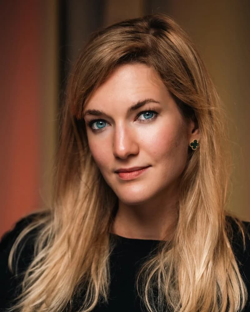 Portrait of Maria Cuts Deep